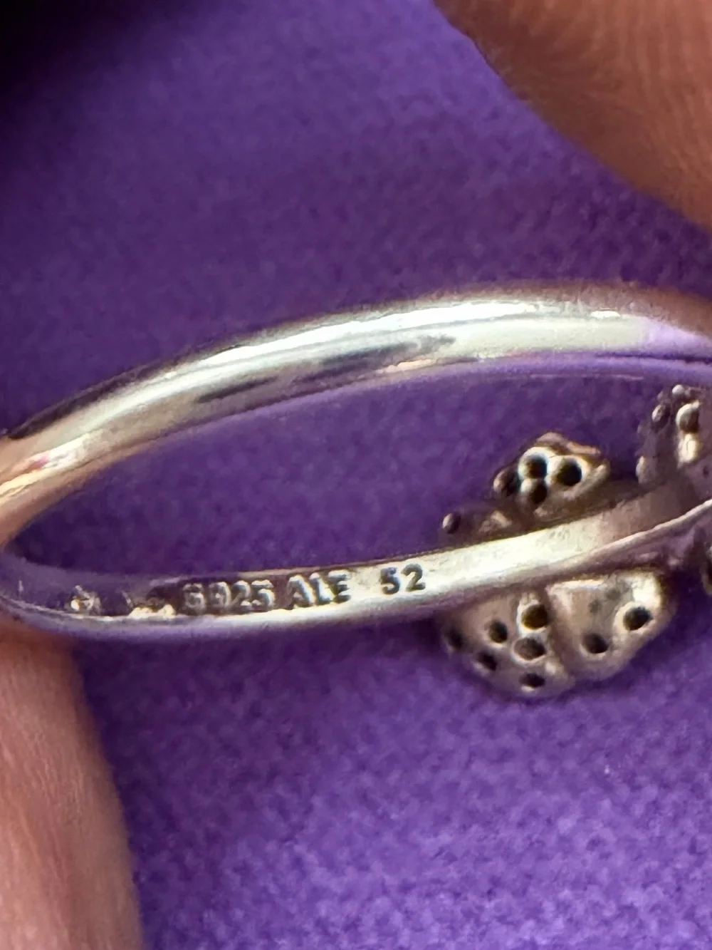 Pandora authentic ring